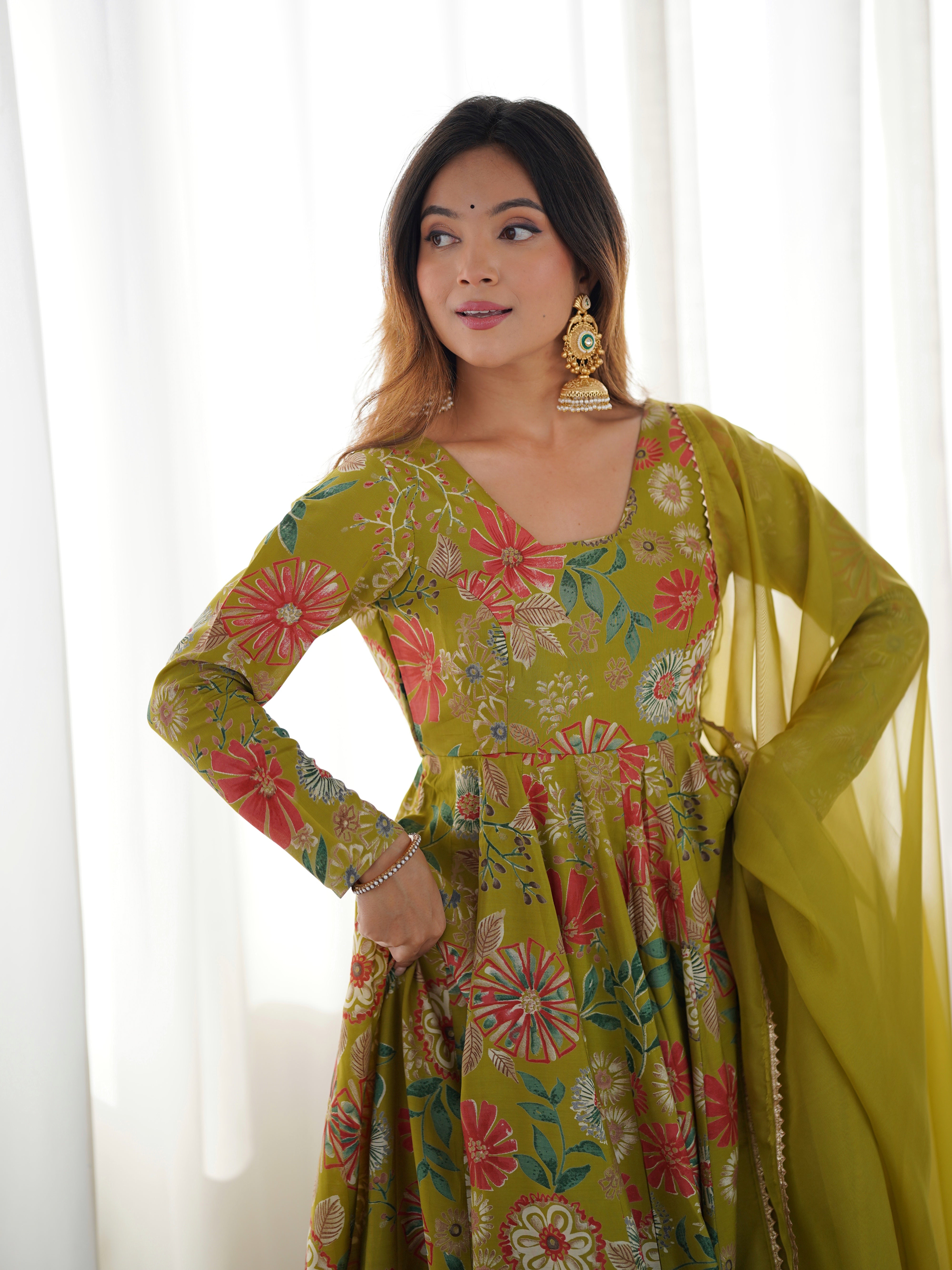 Mahendi Designer Roman Silk Chanderi Kediya Kurta Set – 4 Mtr Flair with Organza Dupatta & Palazzo