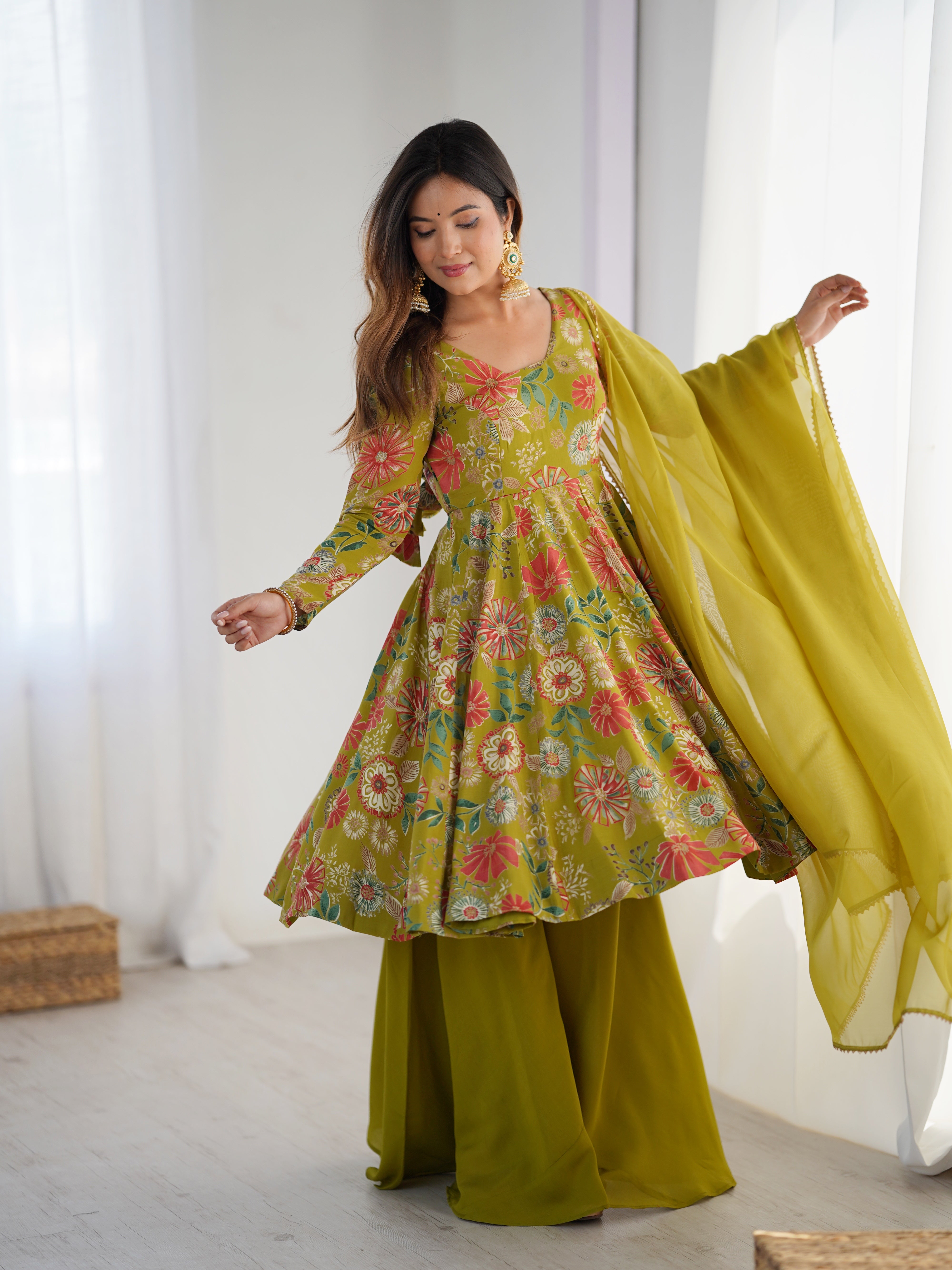Mahendi Designer Roman Silk Chanderi Kediya Kurta Set – 4 Mtr Flair with Organza Dupatta & Palazzo