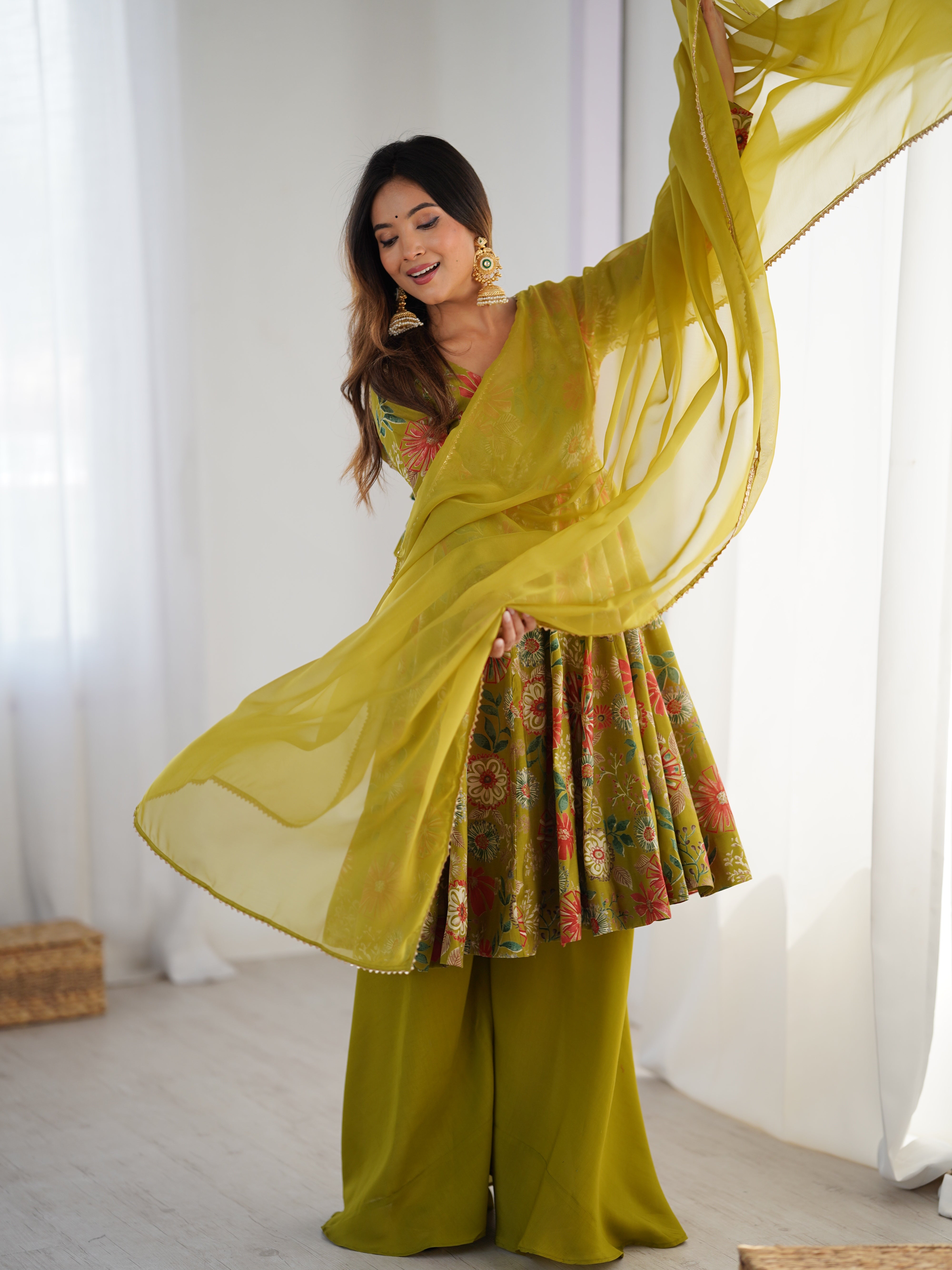 Mahendi Designer Roman Silk Chanderi Kediya Kurta Set – 4 Mtr Flair with Organza Dupatta & Palazzo