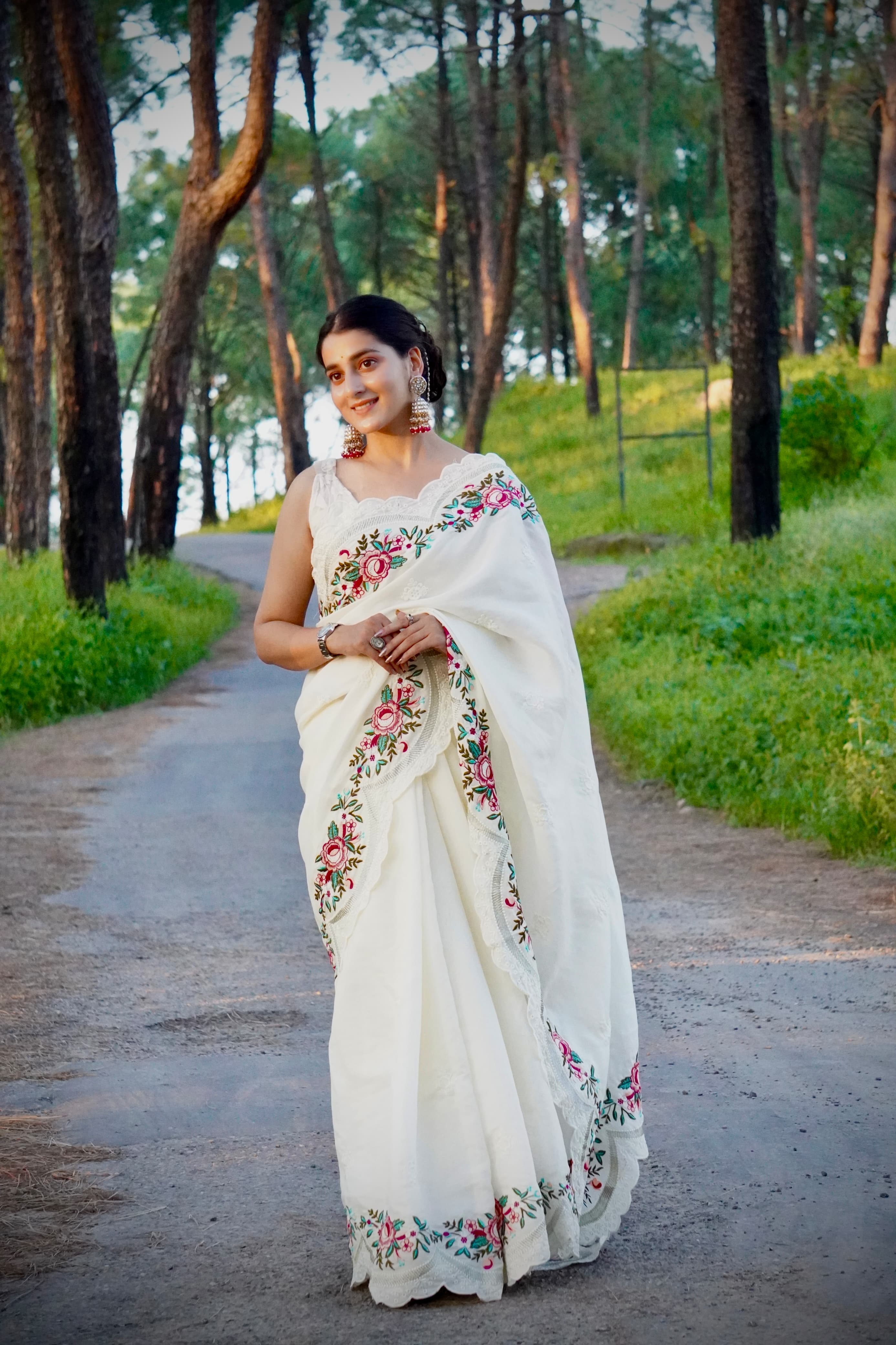 New Designer White Pure Tussar Silk Saree in a Solid color with embroidery viscos thread work in saree
