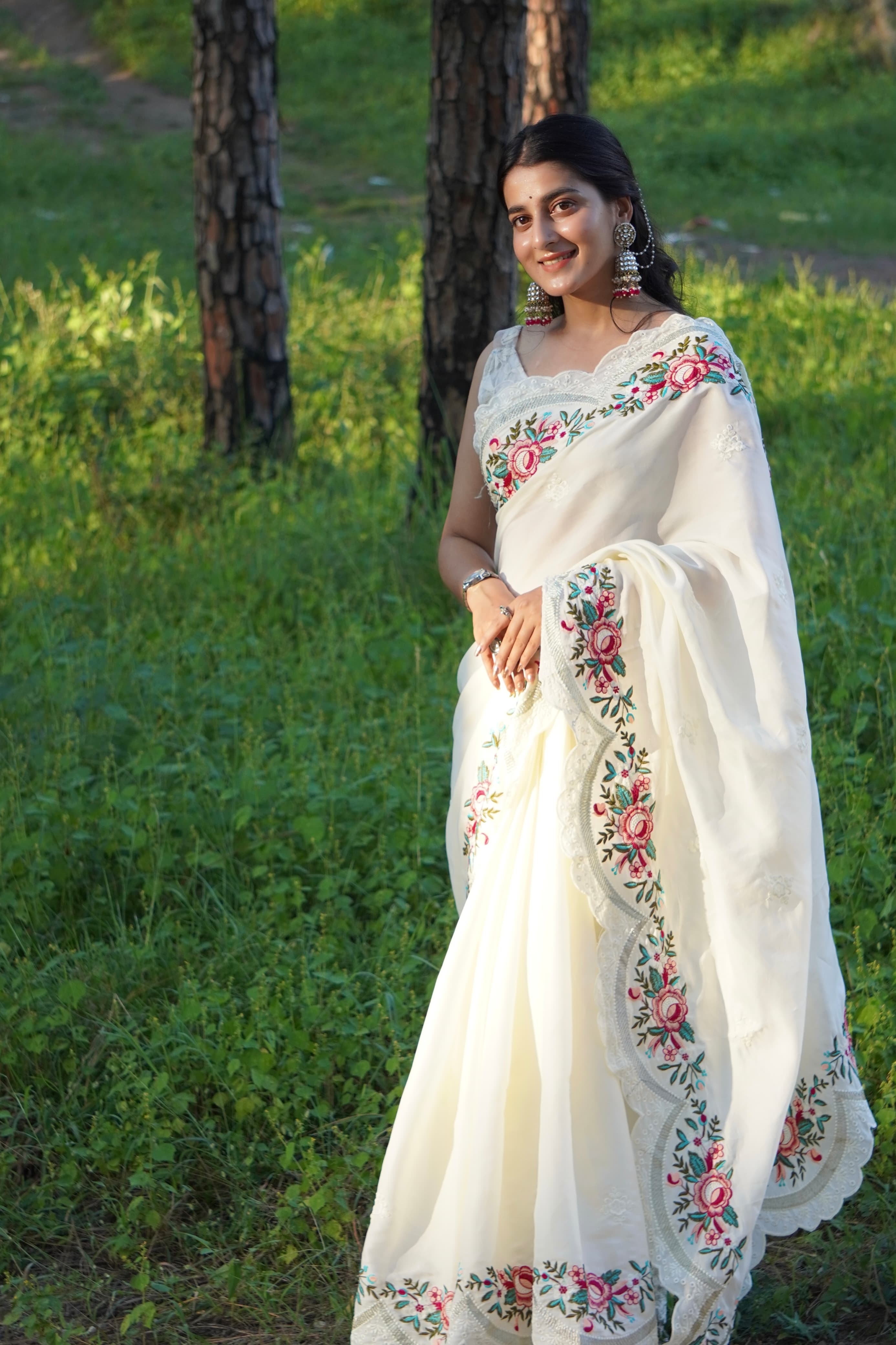 New Designer White Pure Tussar Silk Saree in a Solid color with embroidery viscos thread work in saree