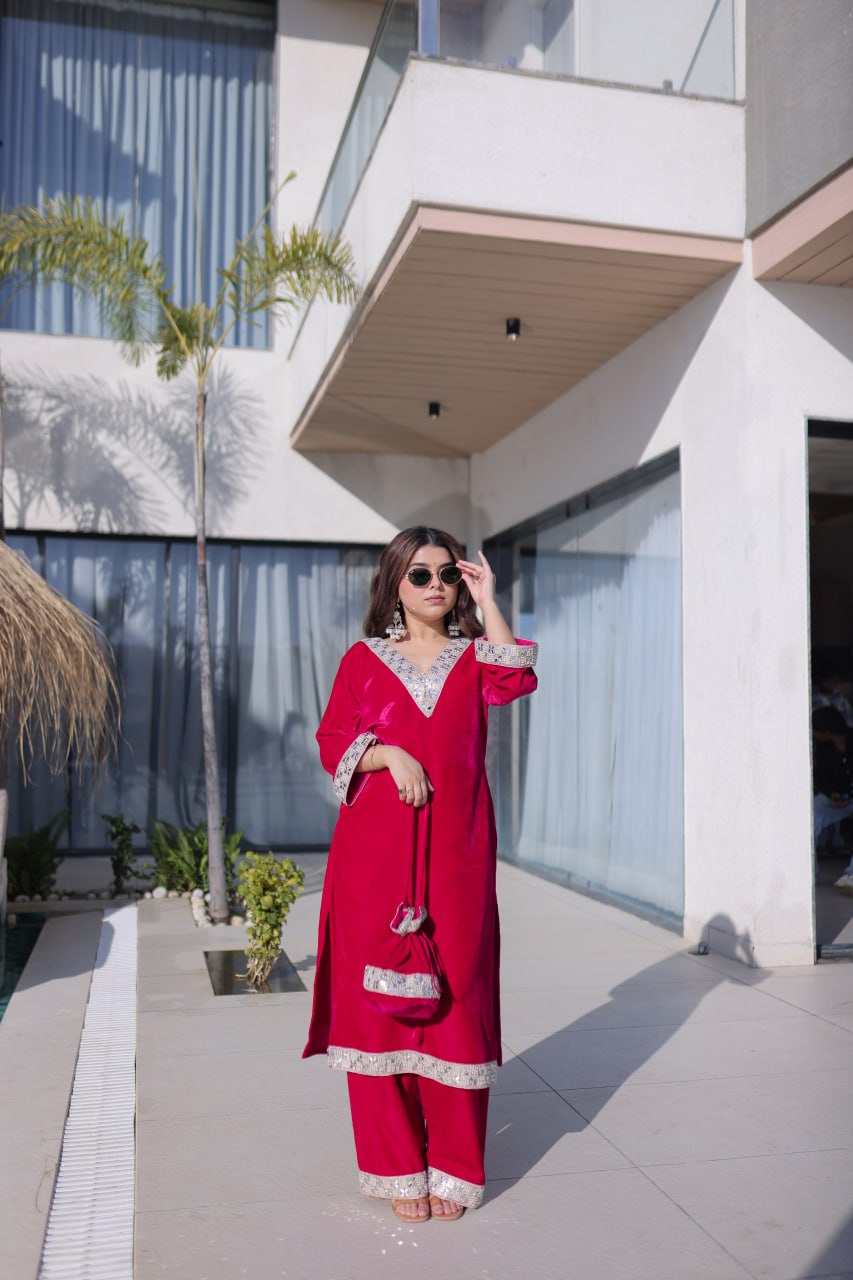 Premium Velvet Zari Mirror Work Top Pant Set with Potli Bag(Batwa)