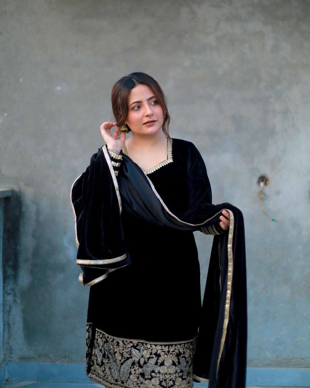 Black Premium Velvet Designer Kurta Set