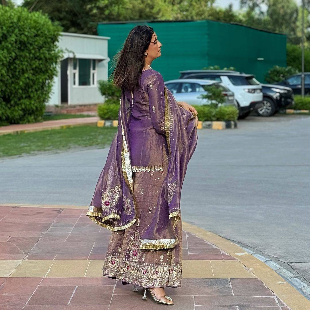 Enchanted Elegance The Exquisite Purple Embroidered Set for Timeless Celebrations