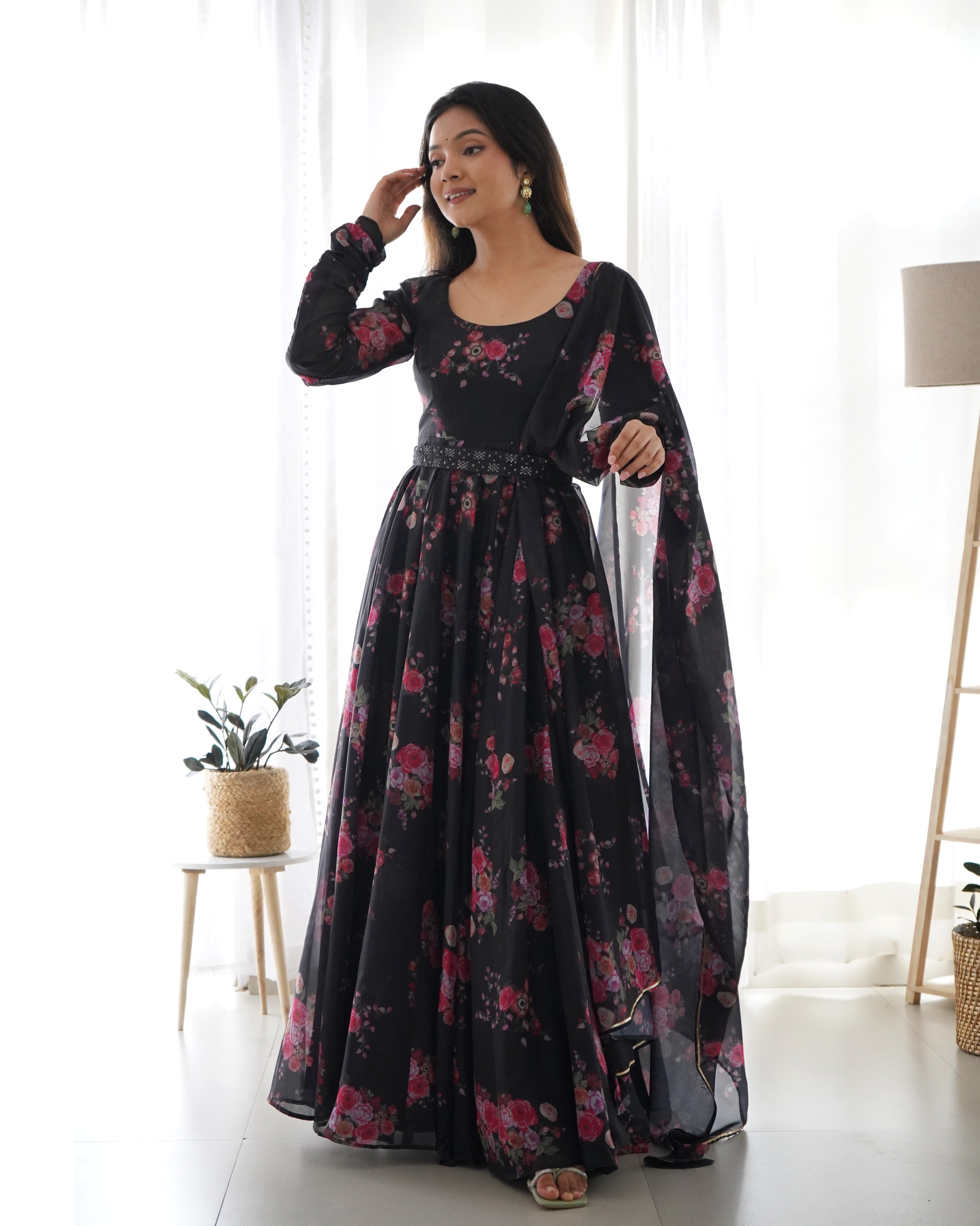 Effervescent Black Anarkali Set