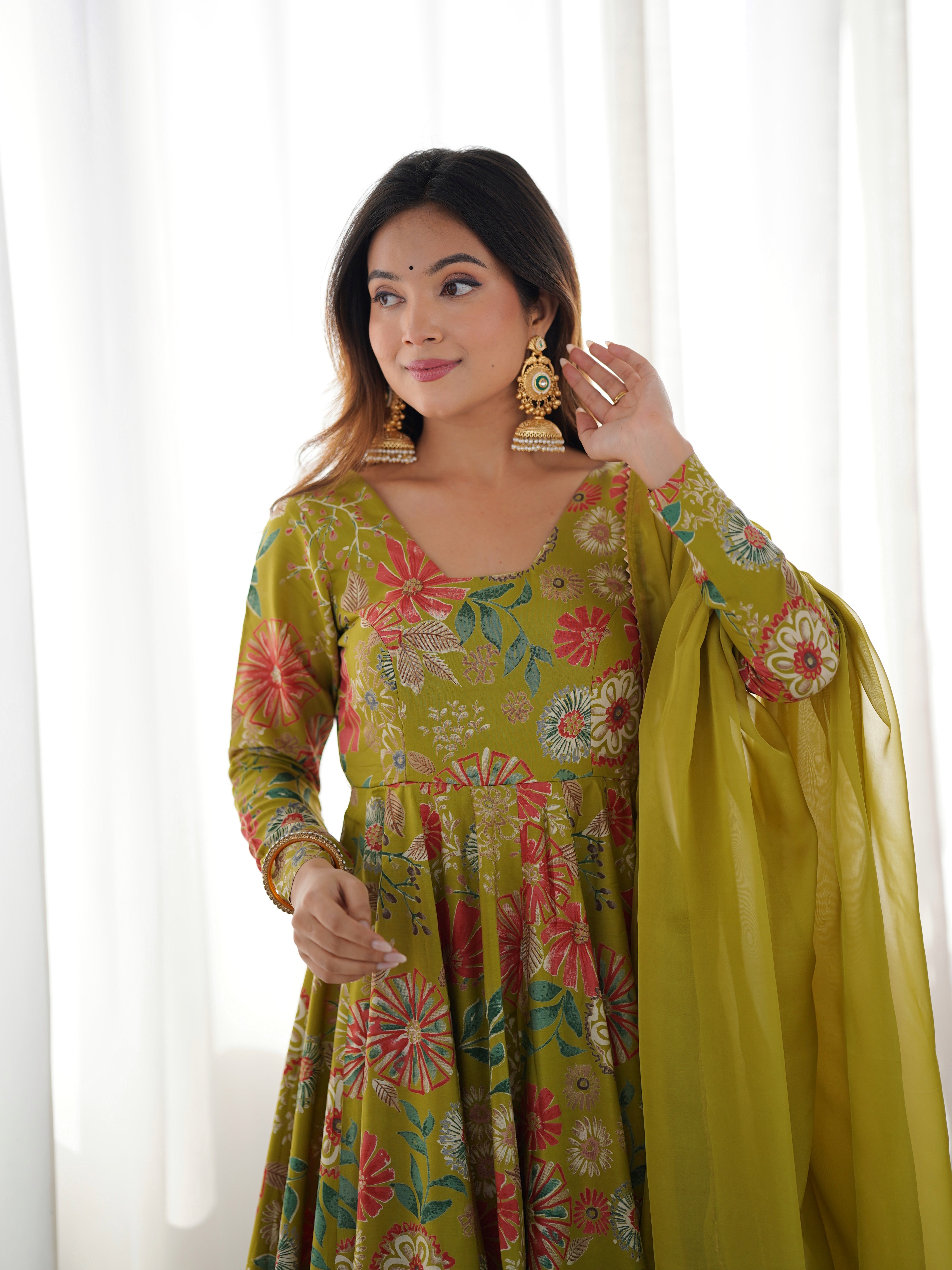 Mahendi Designer Roman Silk Chanderi Kediya Kurta Set – 4 Mtr Flair with Organza Dupatta & Palazzo