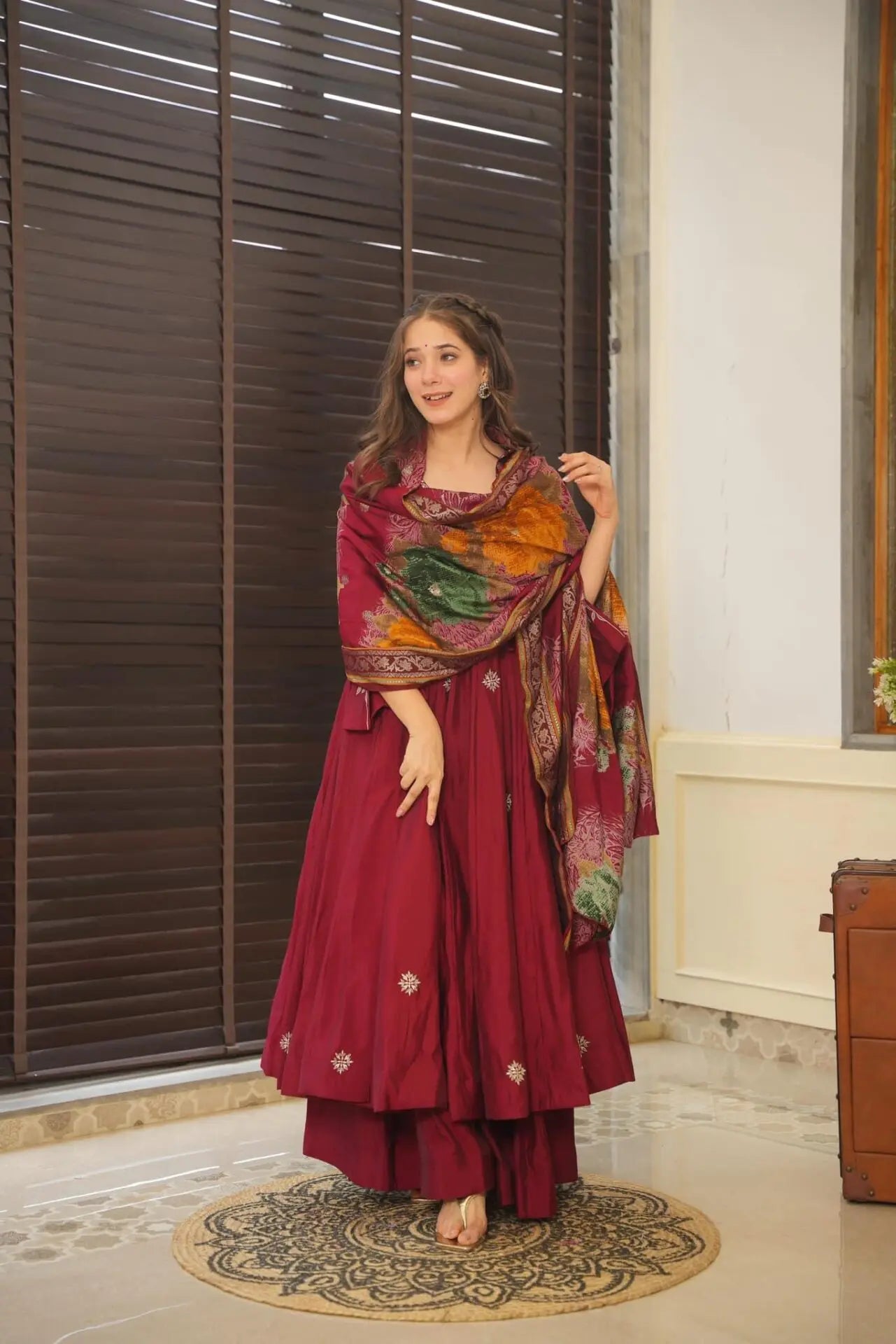 Vijodhya Divine Parinita suit set