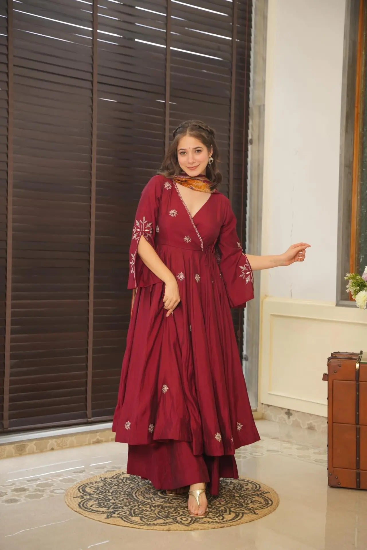 Vijodhya Divine Parinita suit set