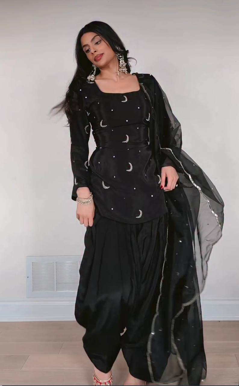 Black Top Farshi Salwar Dupatta Set